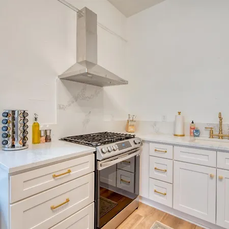 Stay Portland - Historic Queen Anne Vernacular - 95 Walkscore